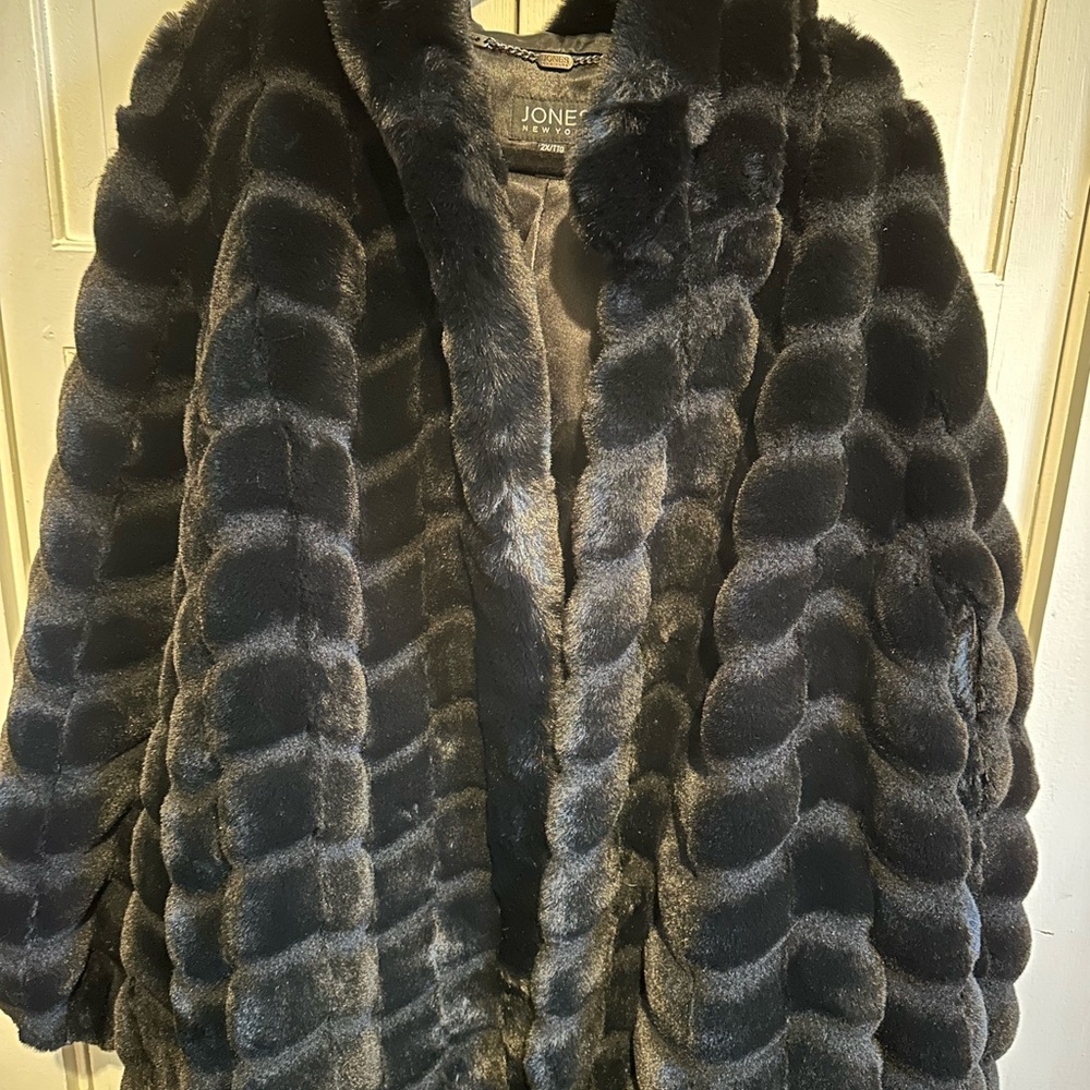 Jones New York Dark Gray Faux Fur Teddy Jacket